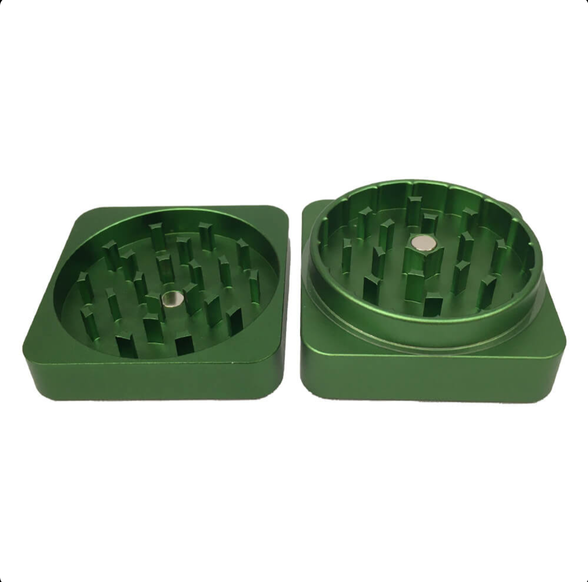 GADGET Best Buds Flacher Quadratischer Grinder in alluminio Erba 2 Parti (50mm)
